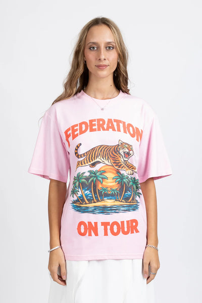 FEDERATION -TOUR TEE - ON TOUR - PINK