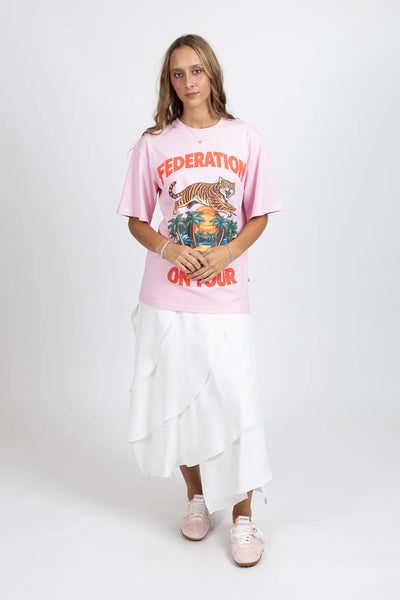 FEDERATION -TOUR TEE - ON TOUR - PINK