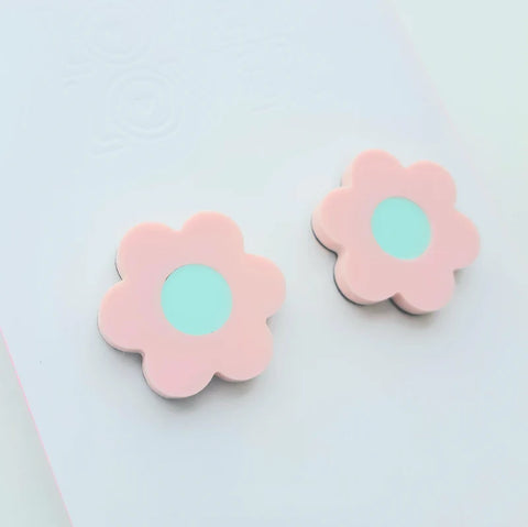 LOVER LOVER - DAISY STUD - BLUSH PINK/MINT