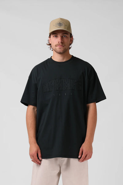 RPM - VARSITY OS TEE - CARBON