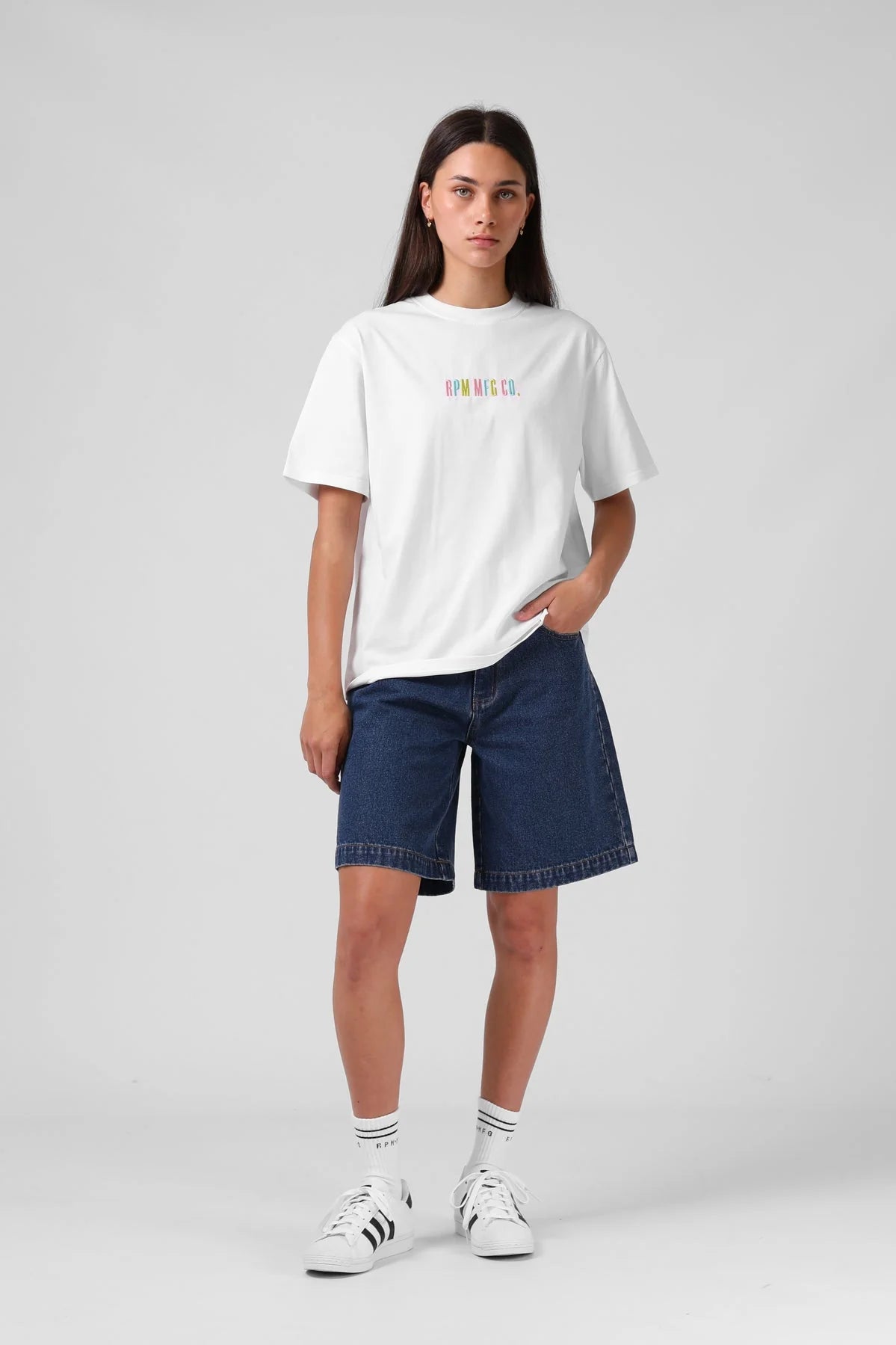 RPM EMB TEE - WHITE