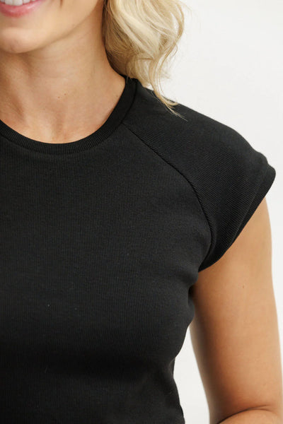 Homelee  RIBBED RAGLAN TEE - BLACK