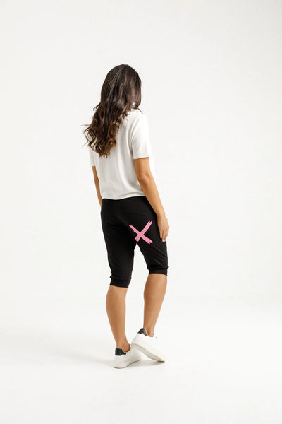 Homelee - 3/4 Apartment Pants - Black w Candy Pink X