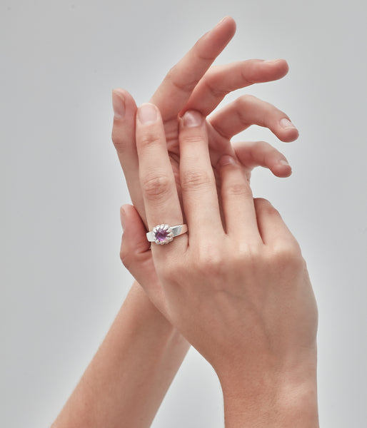 STOLEN - BABY CLAW RING - MYSTIC QUARTZ