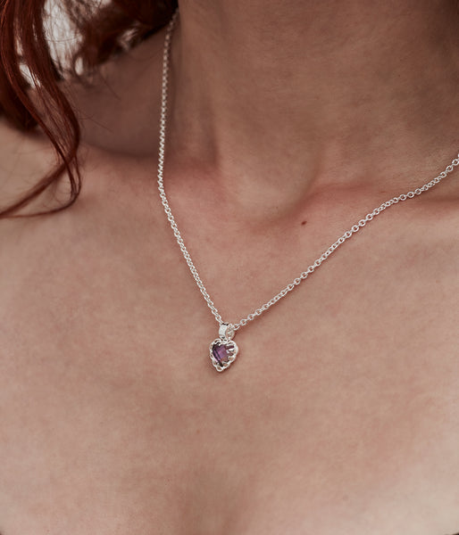 STOLEN - MINI LOVE CLAW NECKLACE - MYSTIC QUARTZ