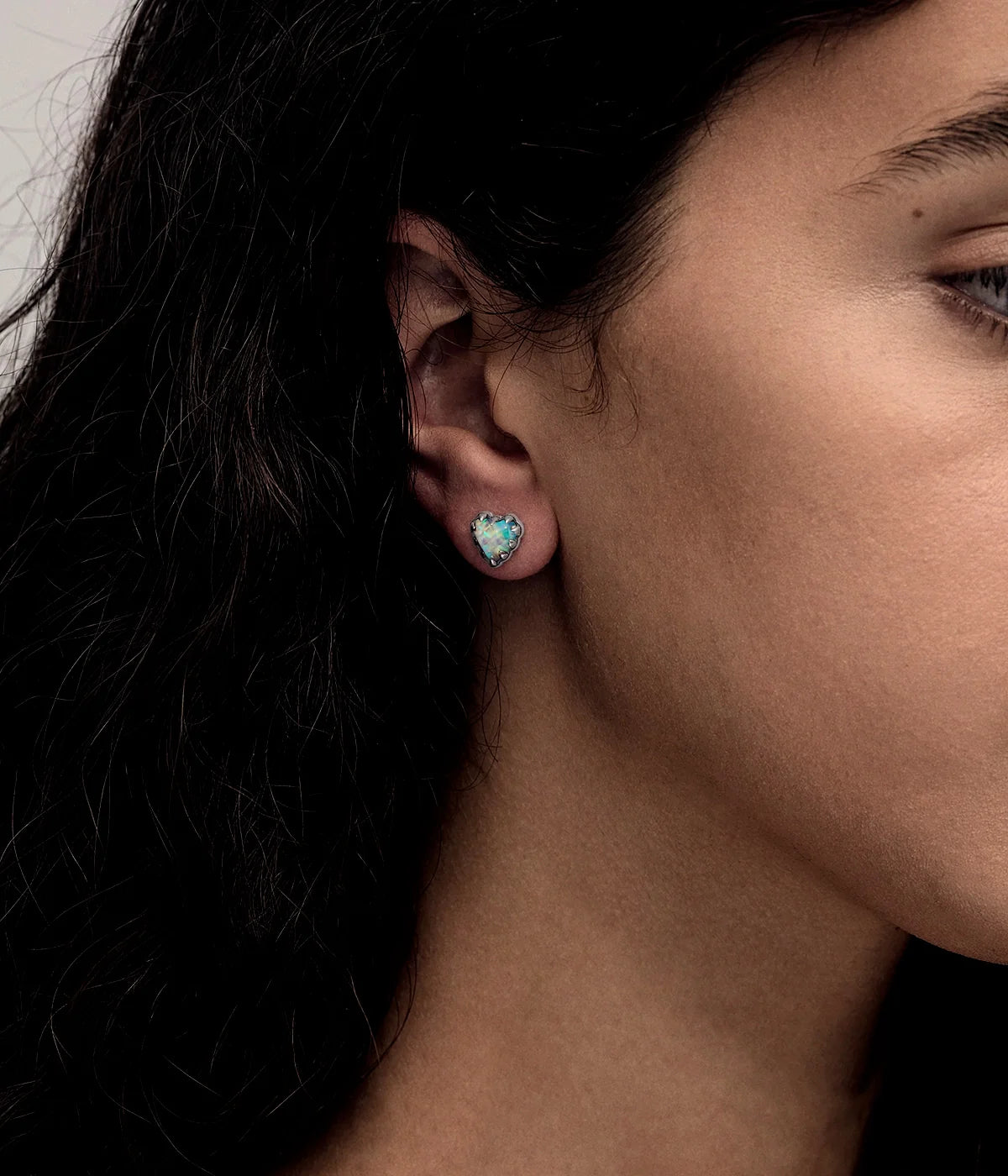 STOLEN - LOVE CLAW EARRINGS - BELLO OPAL