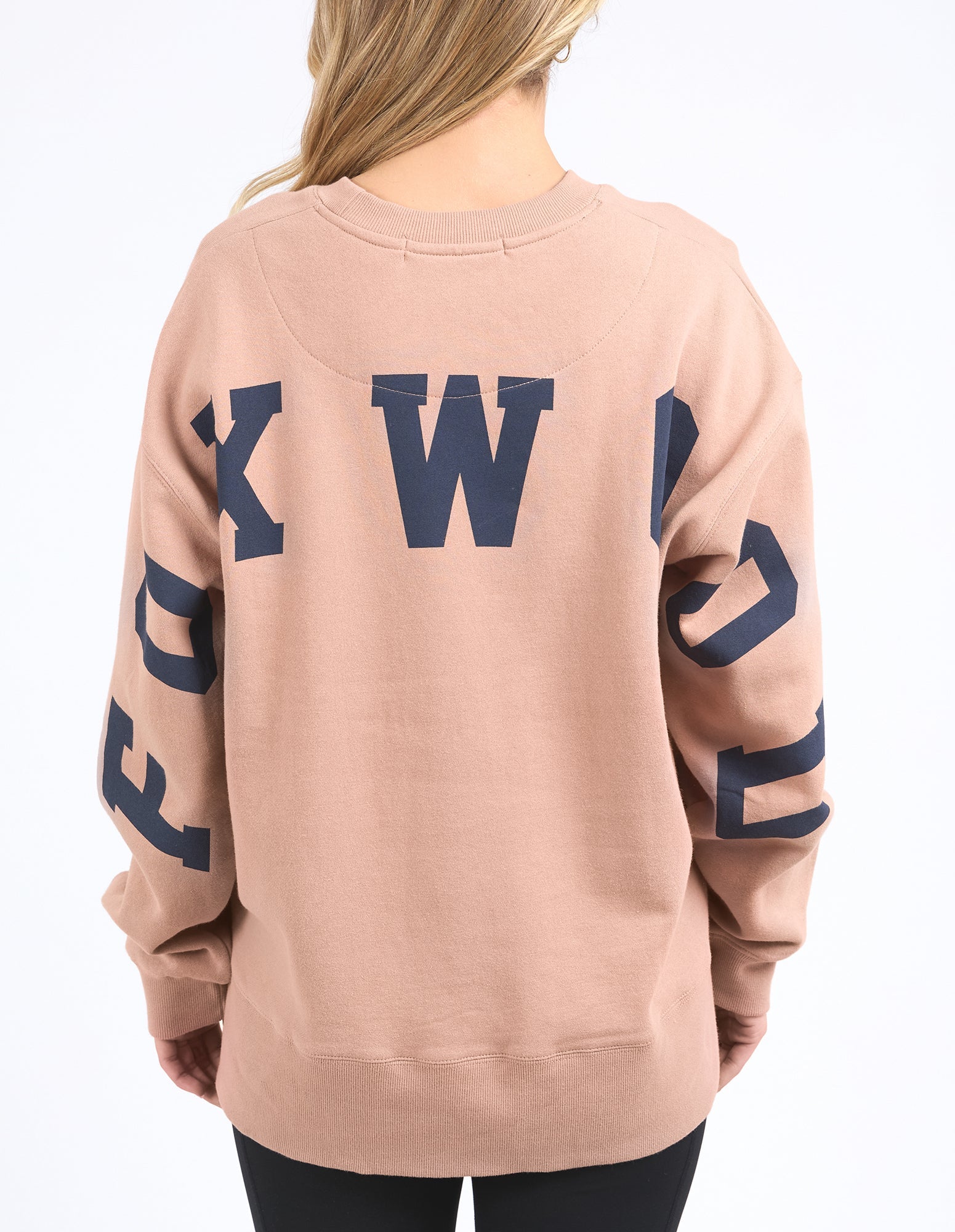 Foxwood - Interval Crew - TAN w NAVY