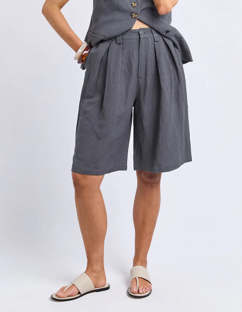 Foxwood - PEYTON SHORT - CHARCOAL