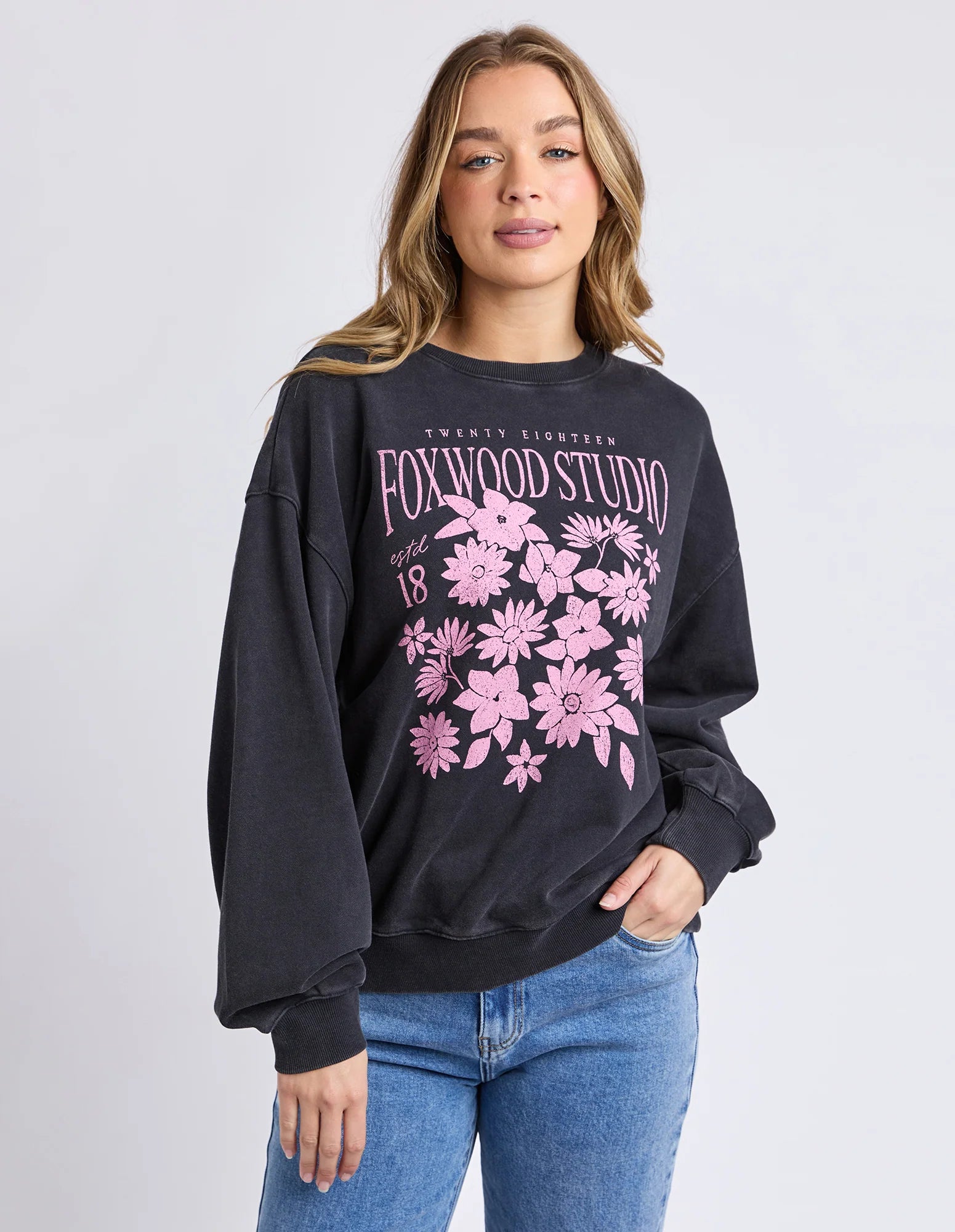 Foxwood - Floret Crew - Black