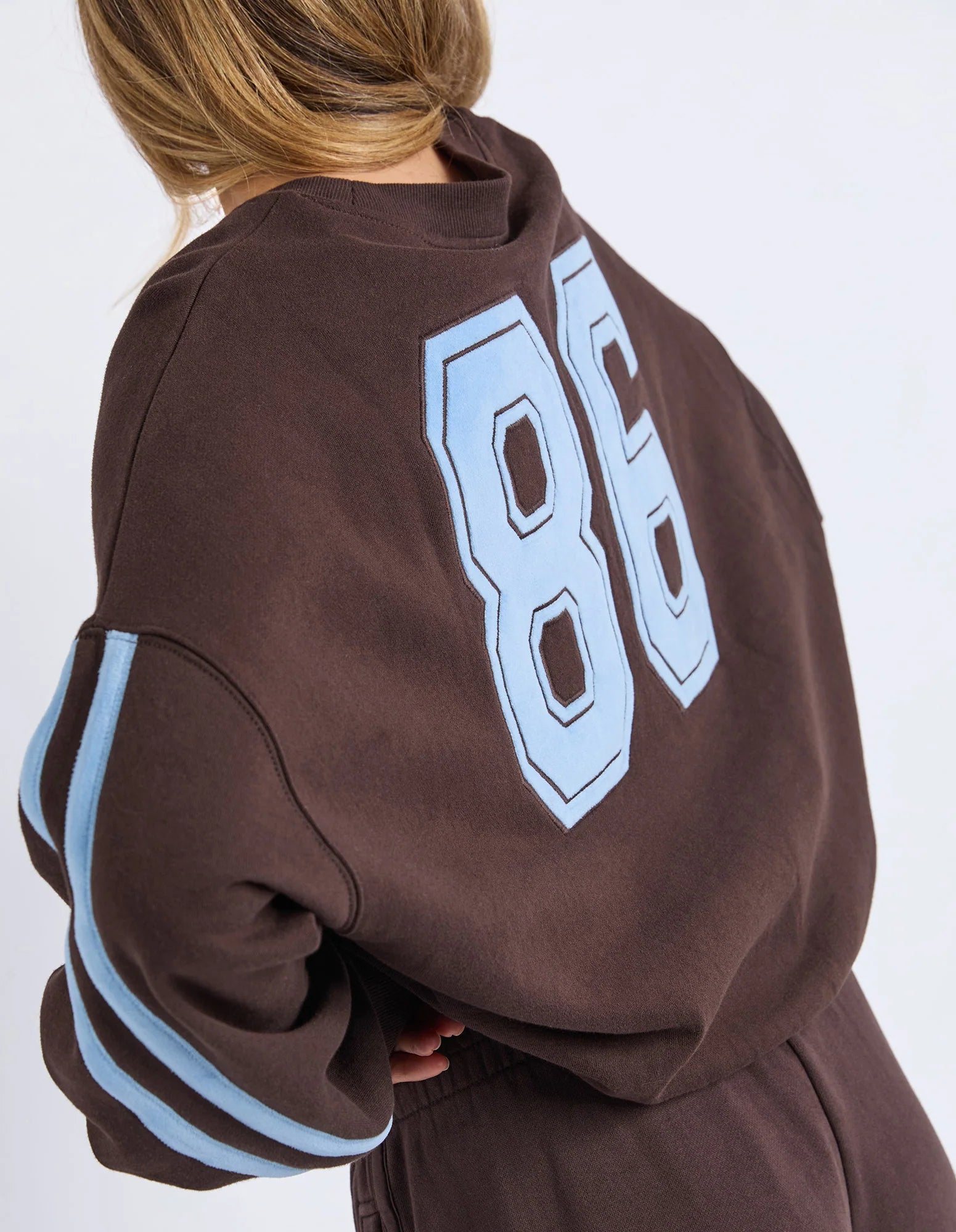 Foxwood - ELEVATED SUNDAY CREW - COFFEE/LIGHT BLUE