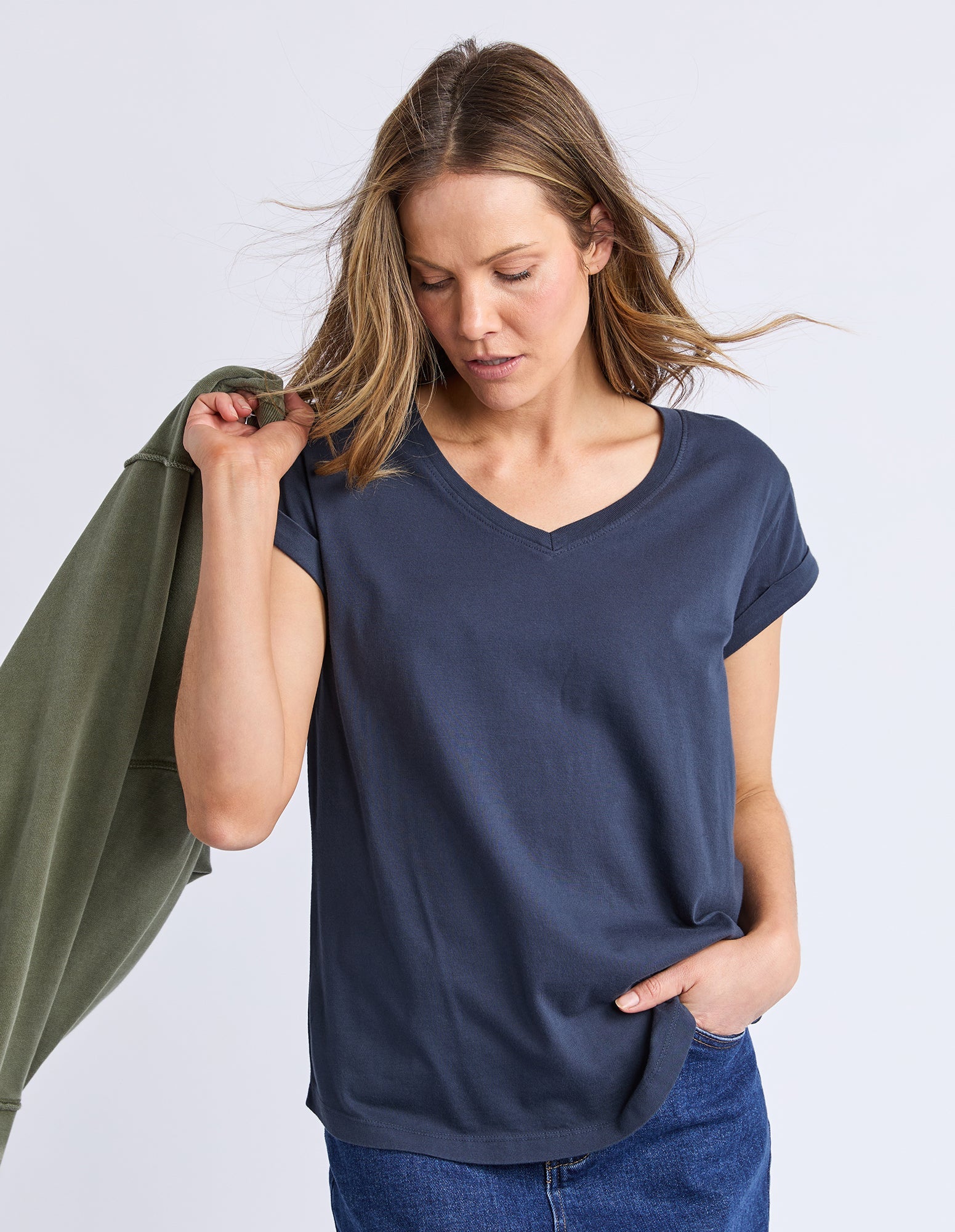 Foxwood - Manly Vee Tee - NAVY