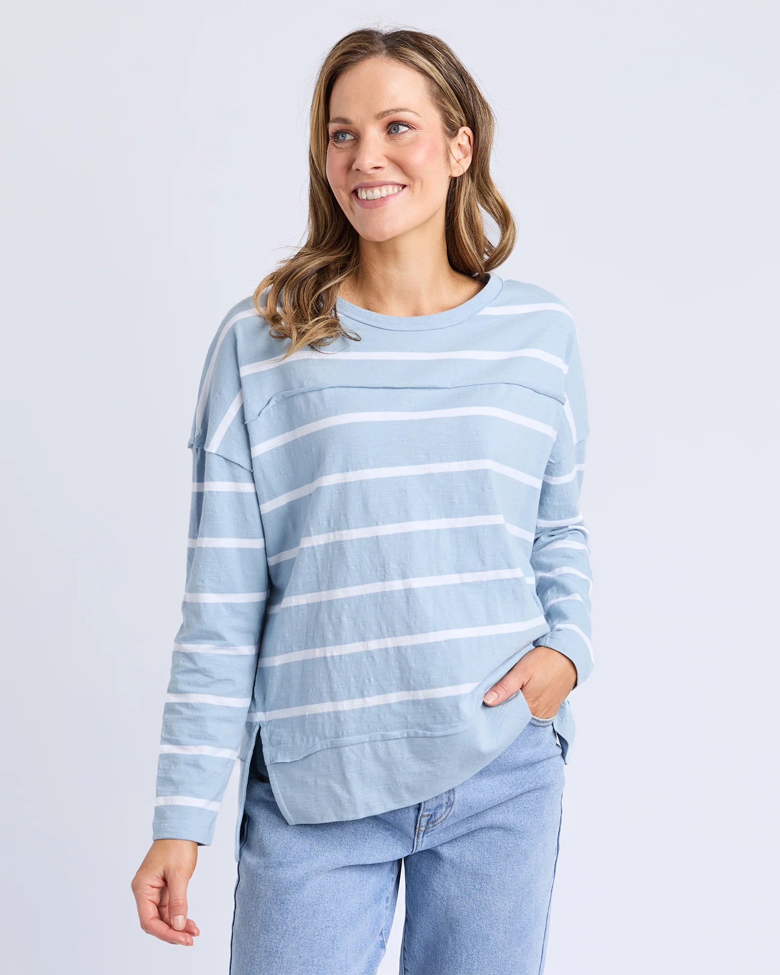 Foxwood - JAYNE STRIPE THROW ON TOP - SKY