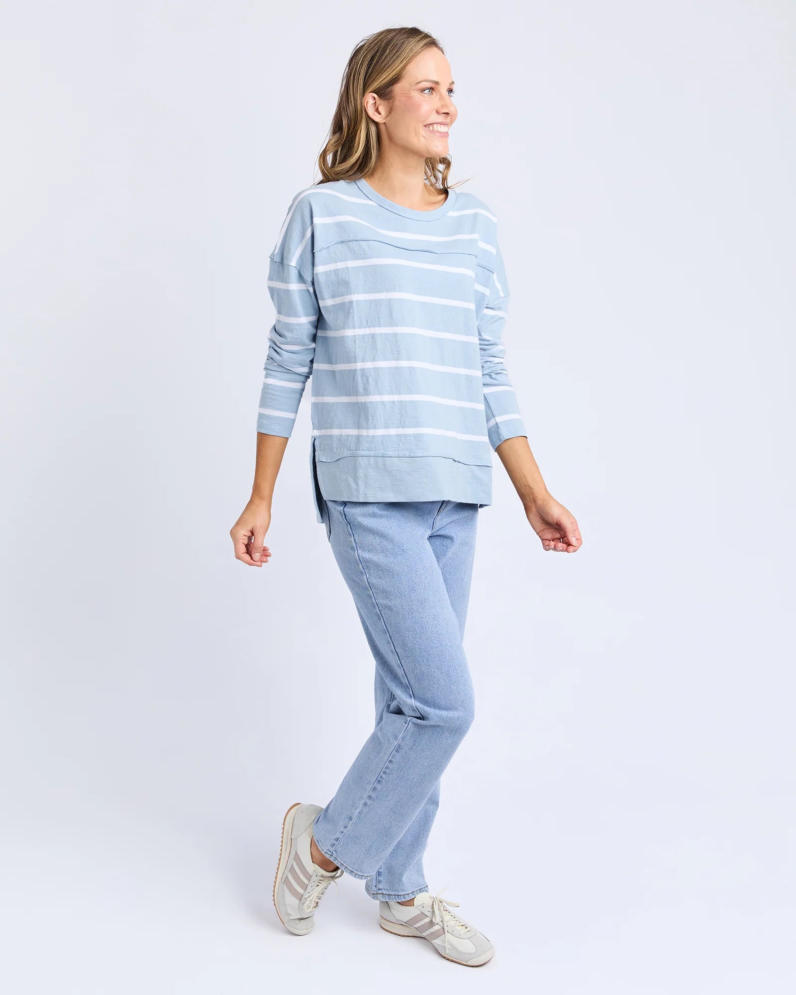 Foxwood - JAYNE STRIPE THROW ON TOP - SKY