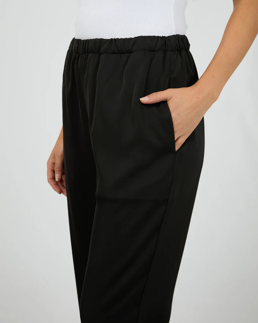 SILENT THEORY - RAYA PANT - BLACK