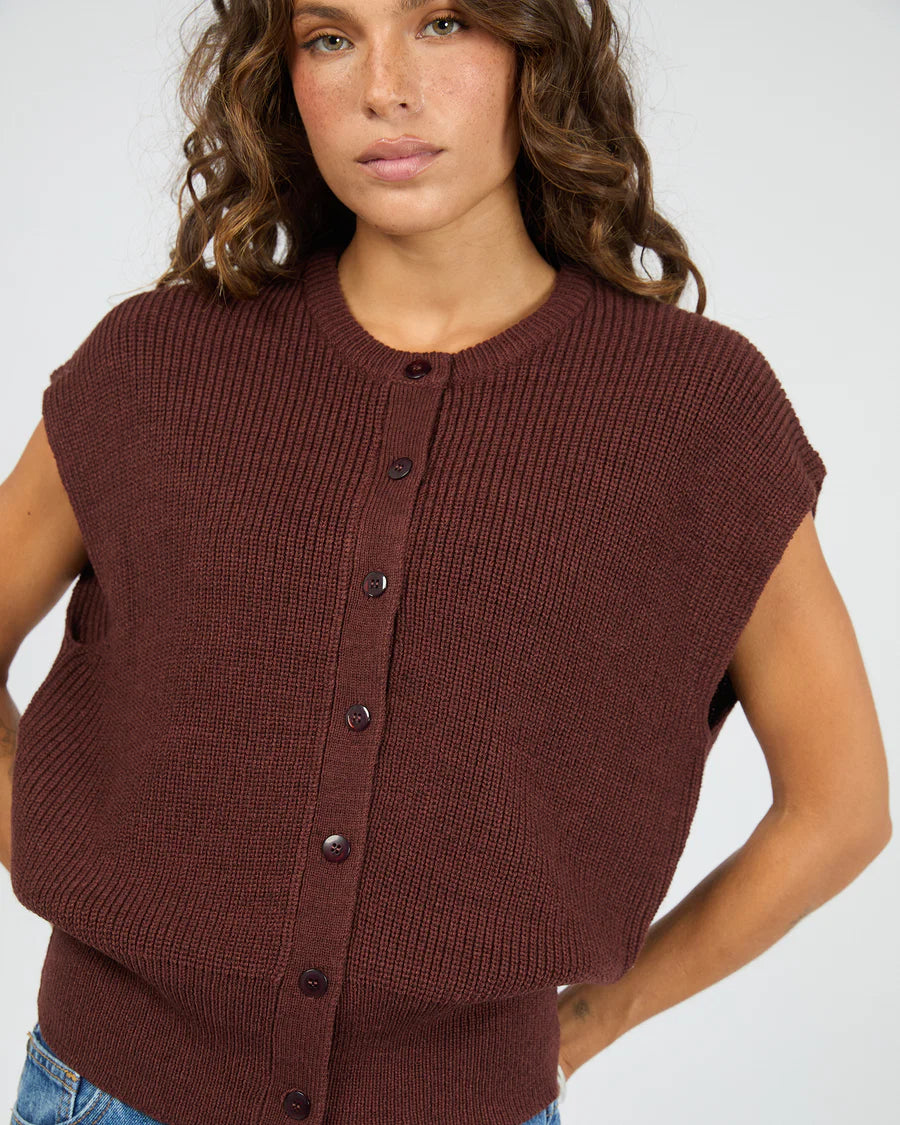 Silent Theory - ELARA VEST TOP - CHERRY