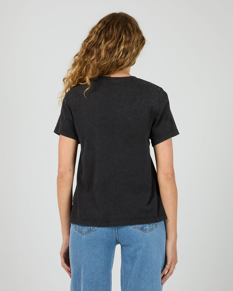 ALL ABOUT EVE - HAMPSHIRE REGULAR TEE - WASHED BLACK