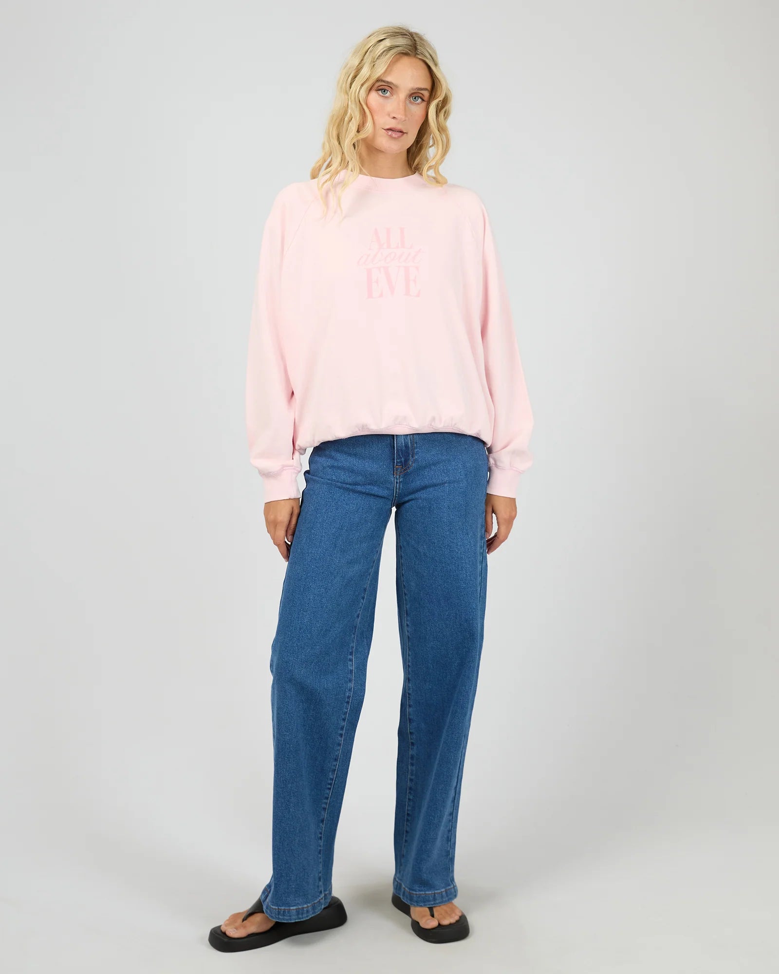 ALL ABOUT EVE - FLYNN WASHED BOX RAGLAN CREW - PALE PINK