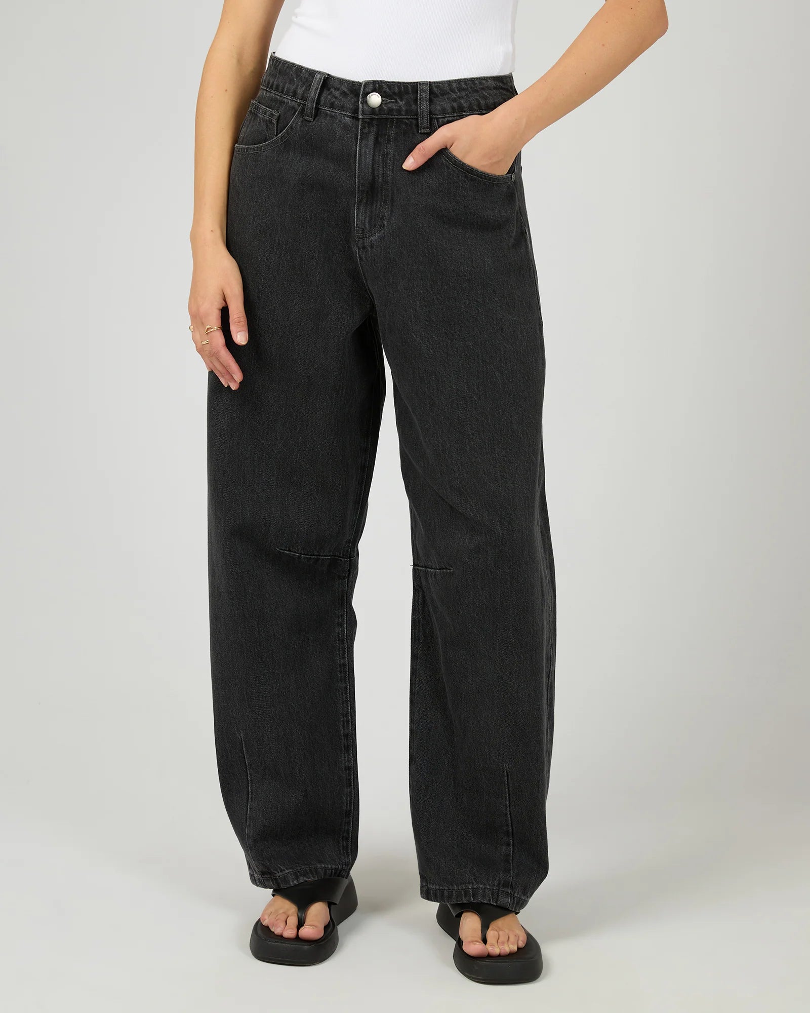 ALL ABOUT EVE - HALLIE BARREL LEG JEAN - COAL