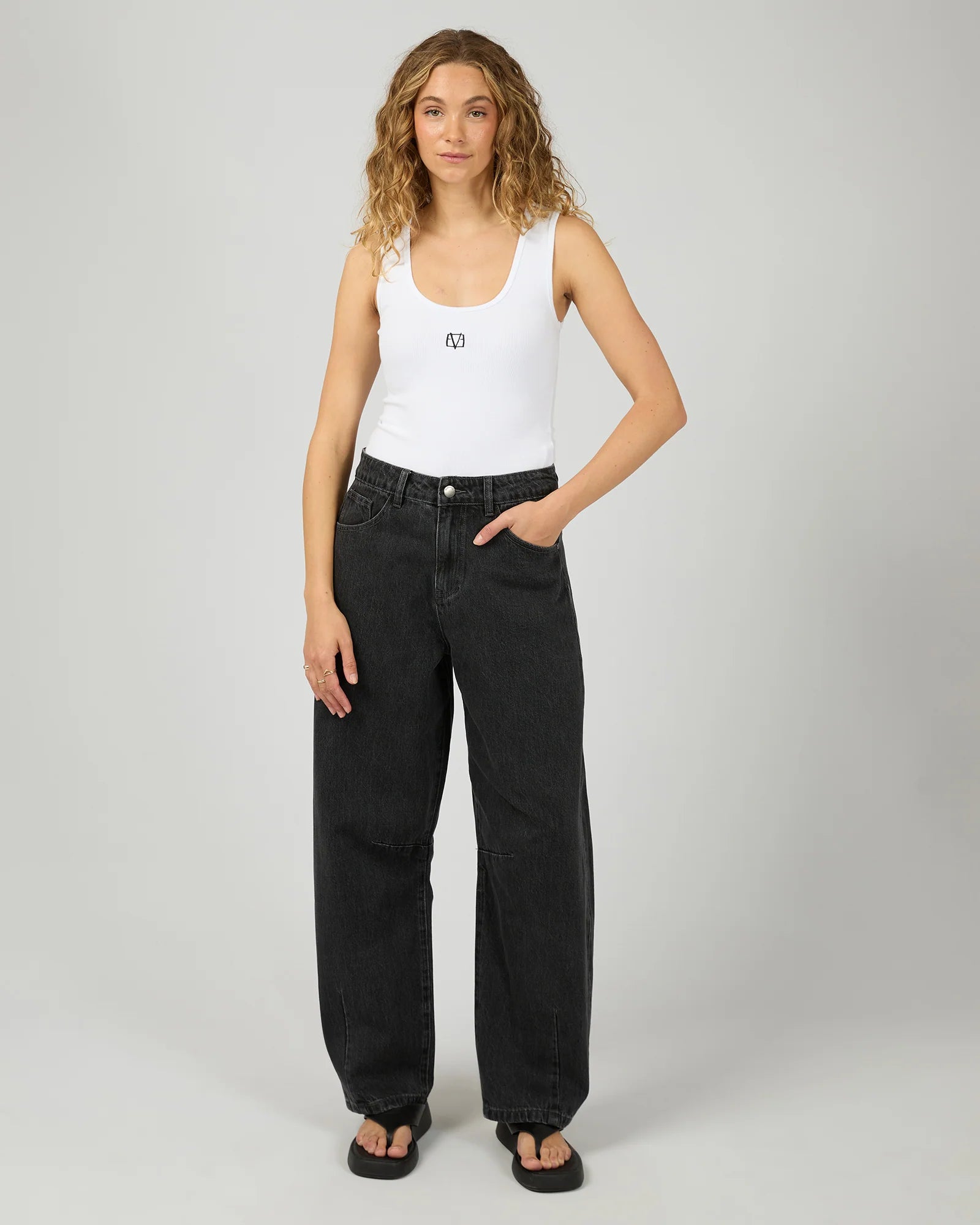 ALL ABOUT EVE - HALLIE BARREL LEG JEAN - COAL
