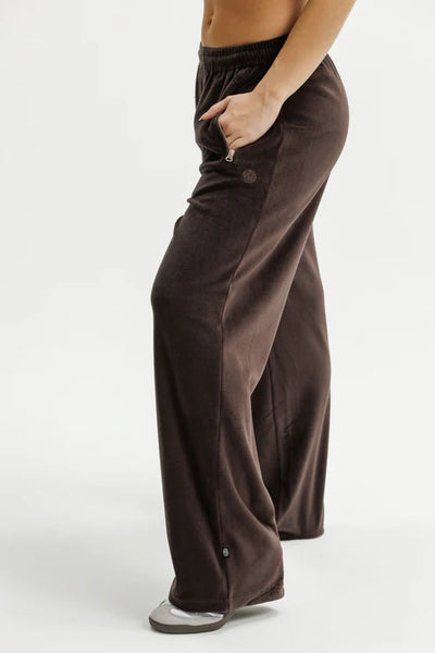 ROSE ROAD - JETT PANTS - COCOA VELOUR