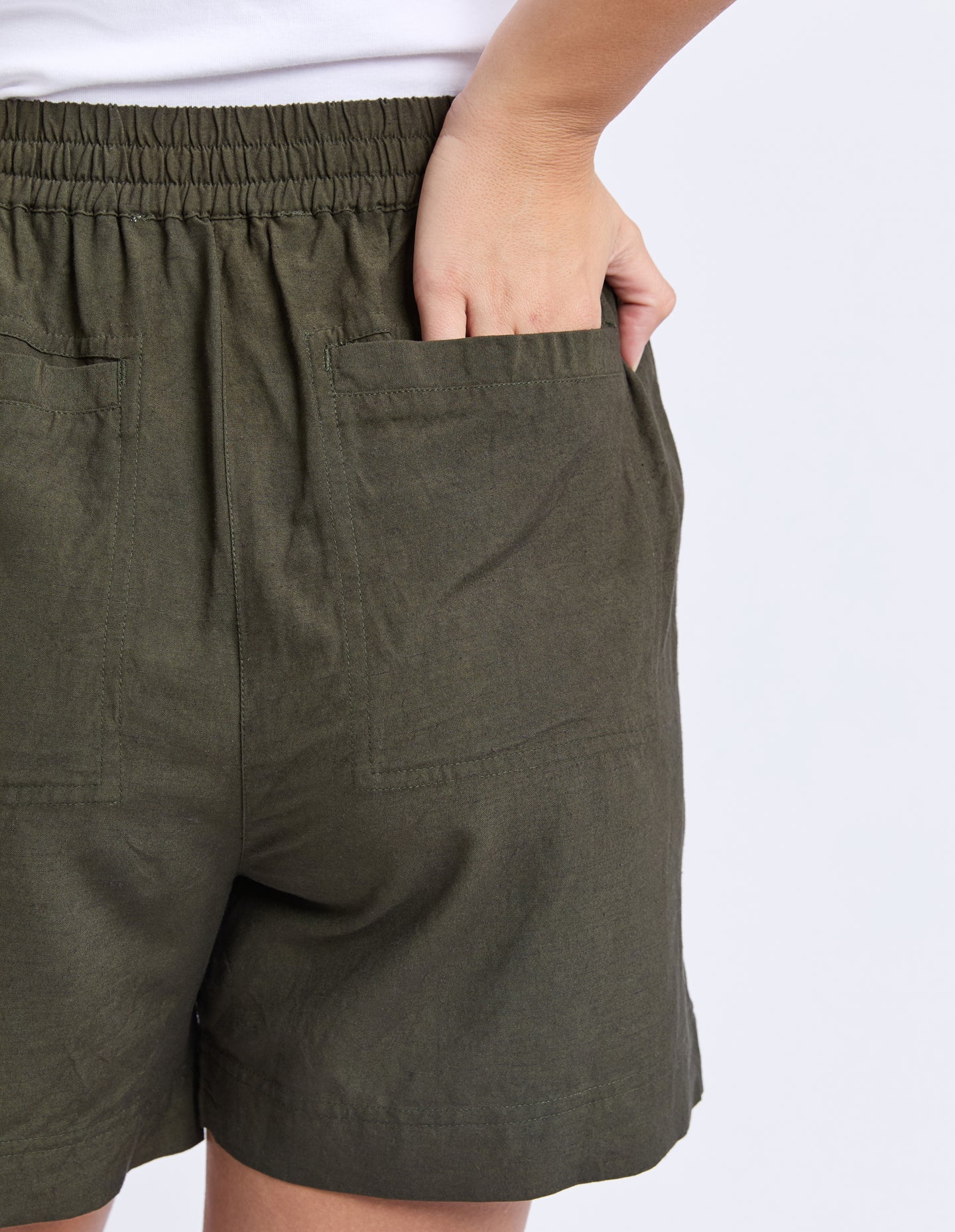 ELM - MARGI LONG LINE SHORT - KHAKI