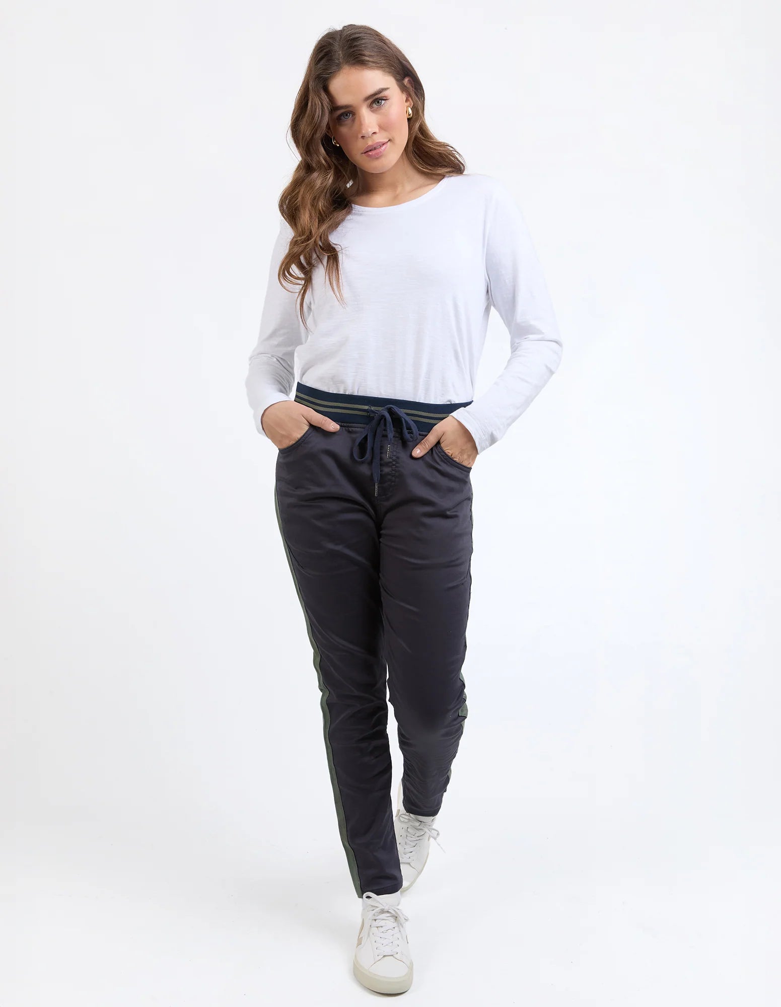 ELM  - MARGO JOGGER w SIDE TAPE - NAVY/KHAKI