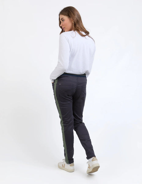 ELM  - MARGO JOGGER w SIDE TAPE - NAVY/KHAKI