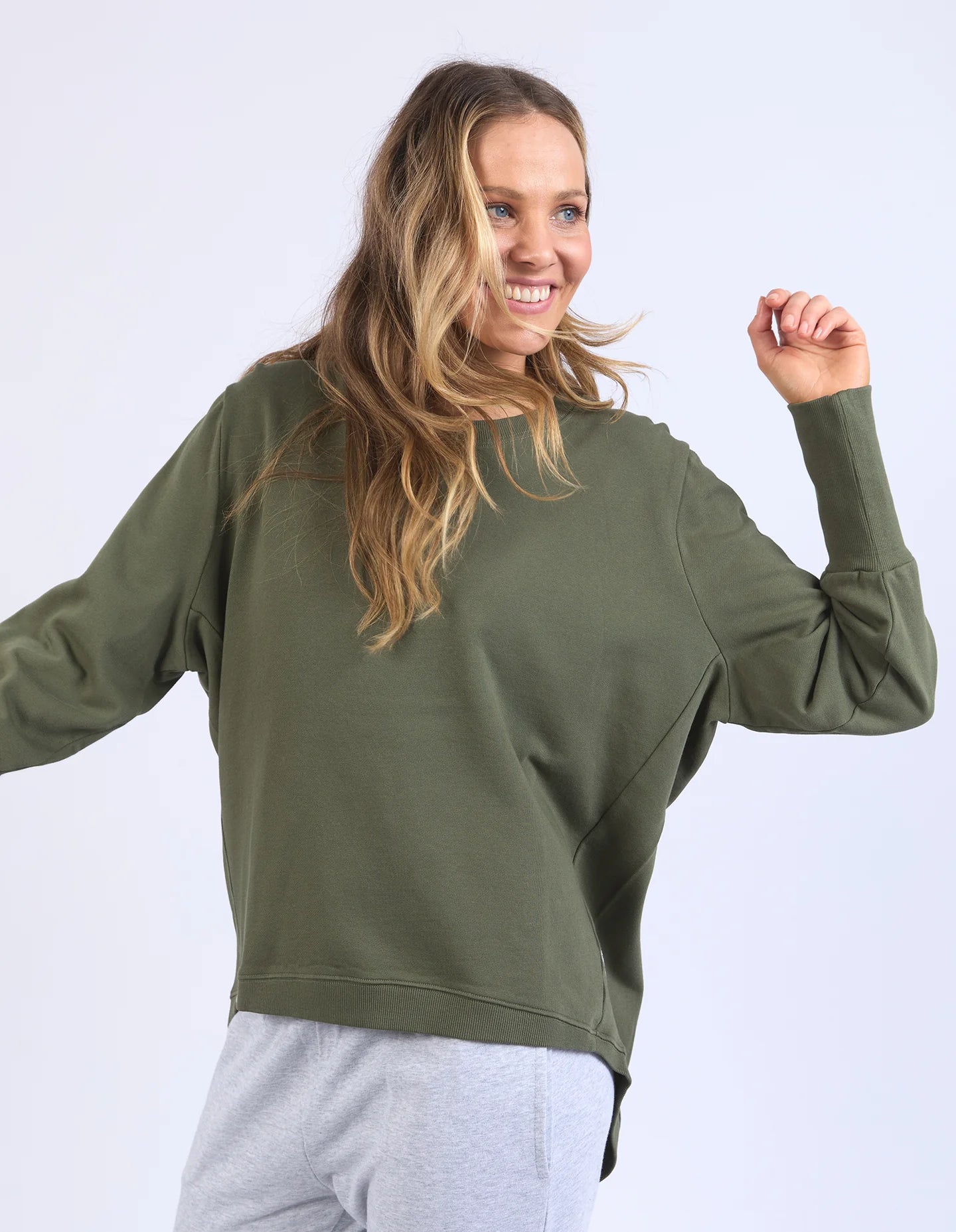 ELM - DIVINE CREW - KHAKI
