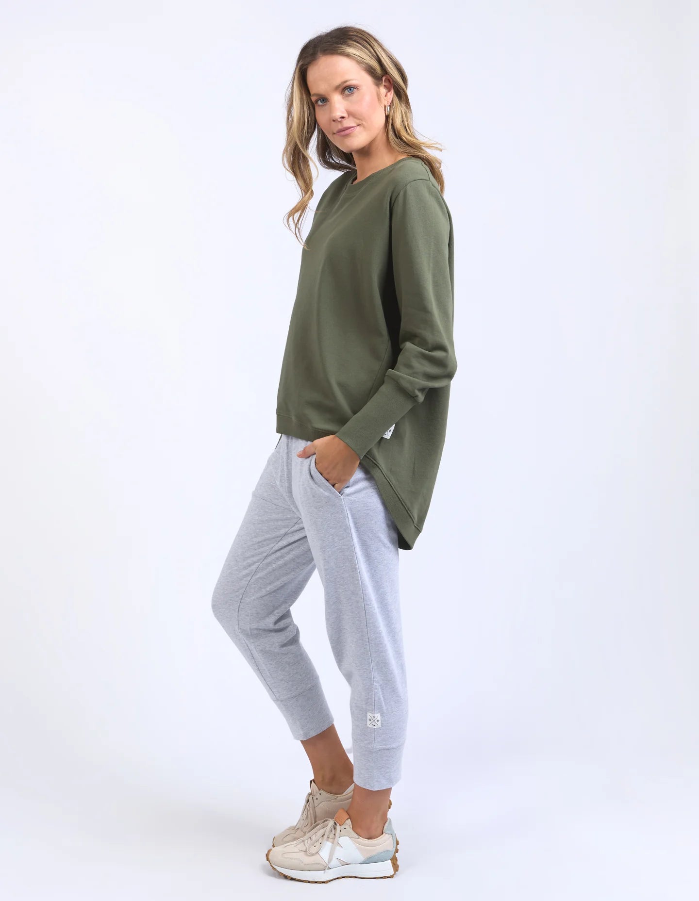 ELM - DIVINE CREW - KHAKI