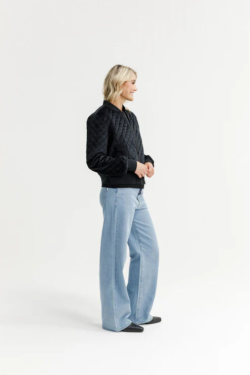 HOMELEE - WYLD BOMBER - BLACK QUILT