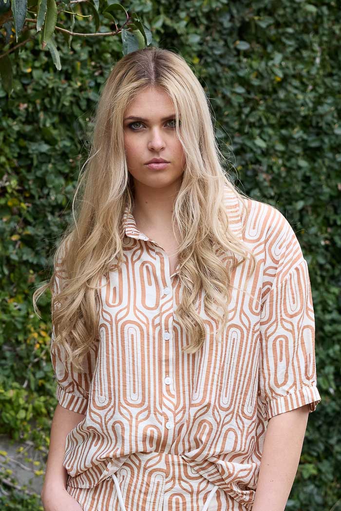 AMAYA - SOPHIE SHIRT - CARAMEL PRINT