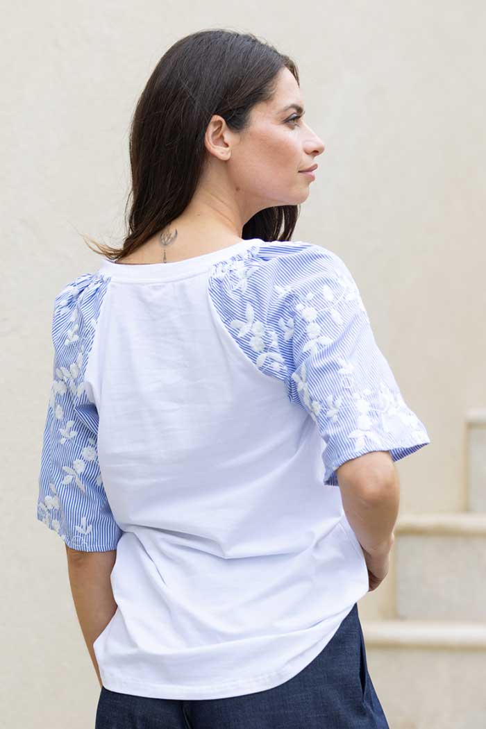 AMAYA - SARAH T-SHIRT EMBROIDERED BLUE
