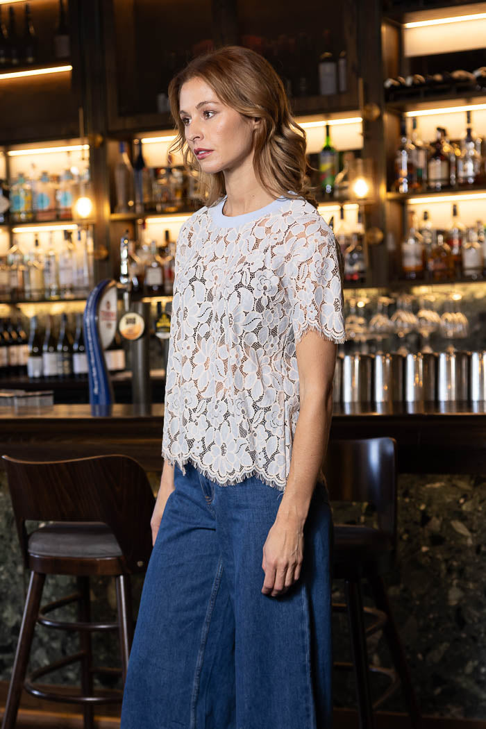 AMAYA - HELEN T-SHIRT - LACE - BLUE