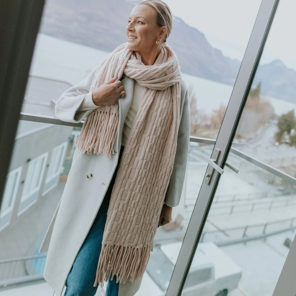 MOKE - ADELE CABLE KNIT SCARF - BLUSH