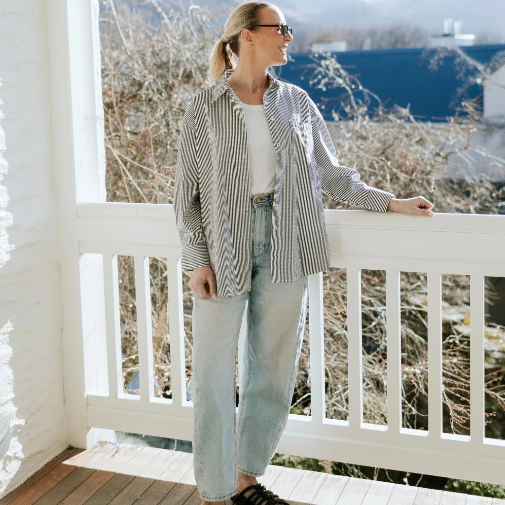 MOKE - AMBER WOMENS OVERSIZED SHIRT - STRIPE