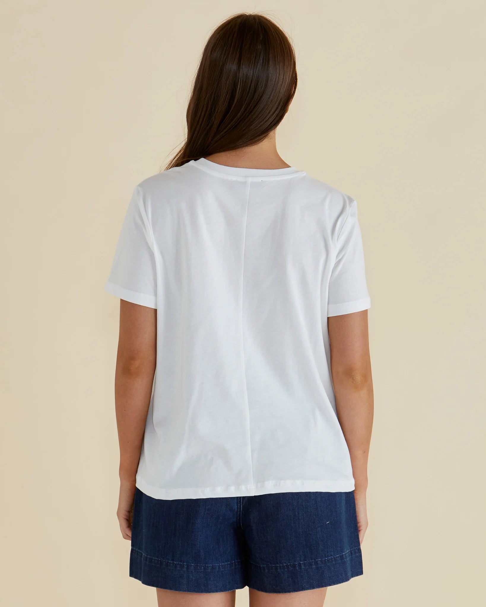 BETTY BASICS - ELLIA CREW TEE - PARADISE BEACH PRINT - WHITE