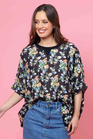 CHARLO - LOLA SWING TOP - BLACK FLORAL