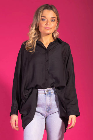 Pretty Basic -LUCINDAS DREAM SHIRT - BLACK