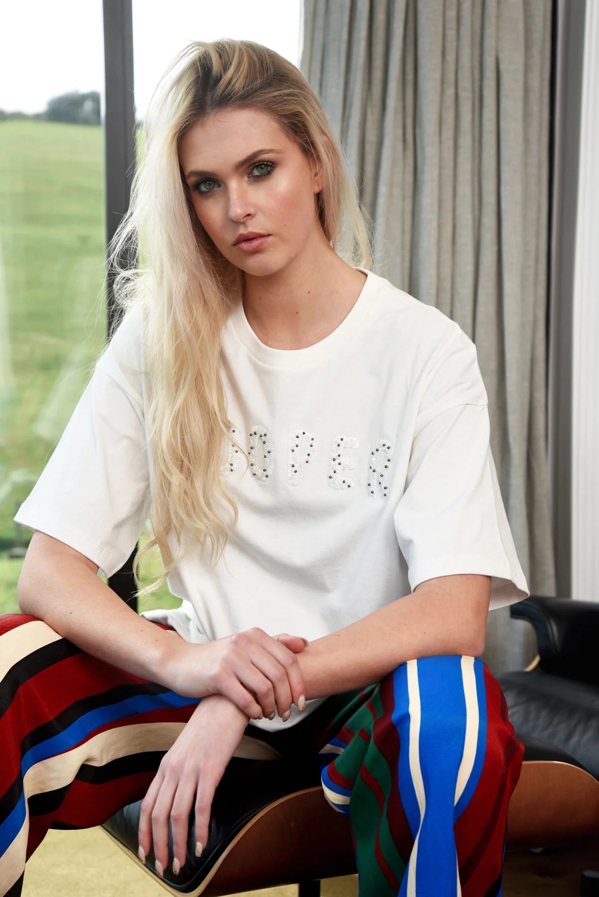 COOPER -  BEADING LADY T-SHIRT - WHITE