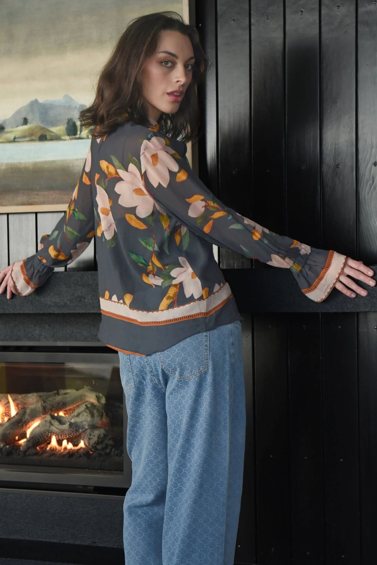 COOPER - A VINTAGE TOP BLOUSE - CHARCOAL FLORAL
