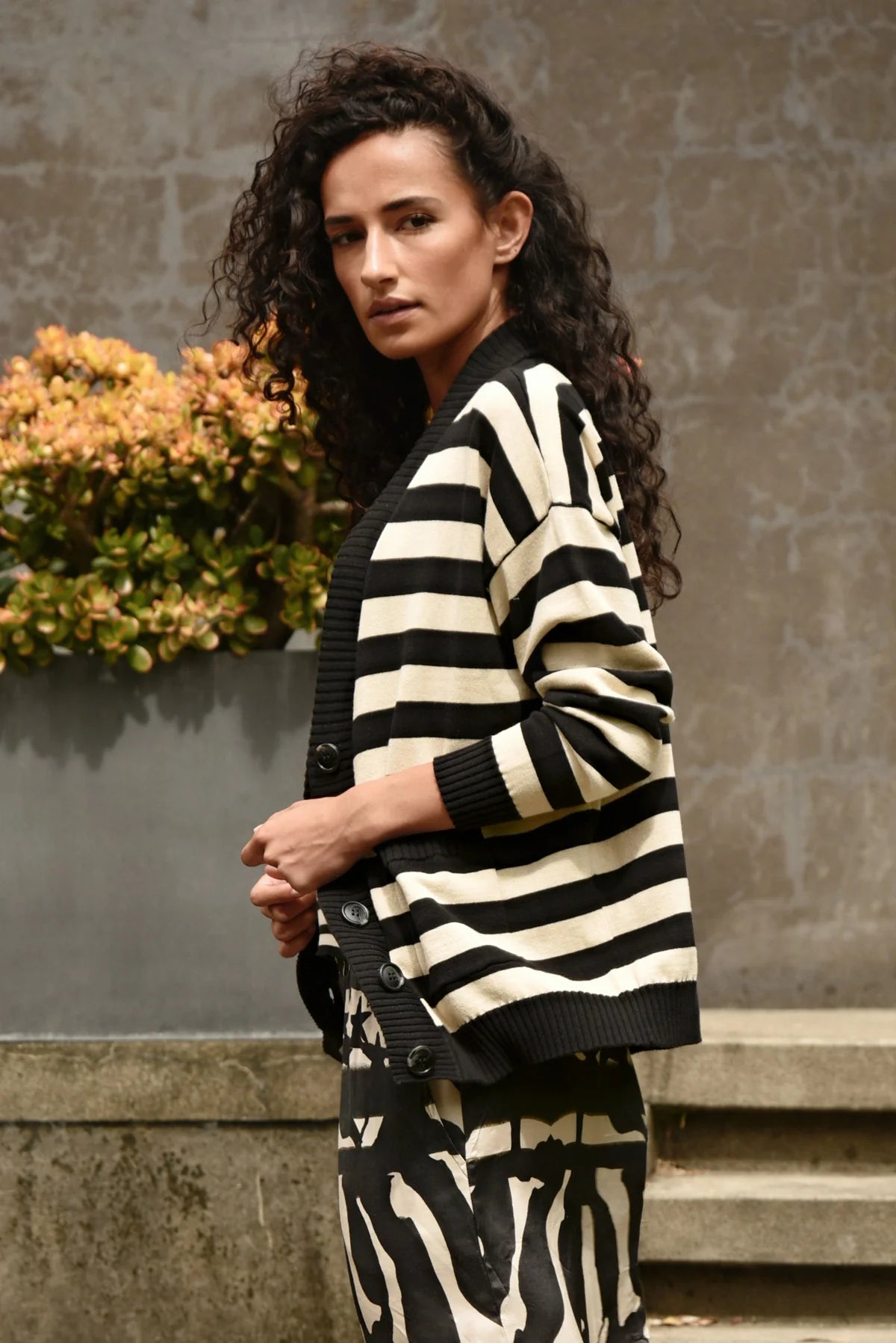 COOPER - I DON'T STRIPE CARDIGAN - BLACK/VINTAGE STRIPE