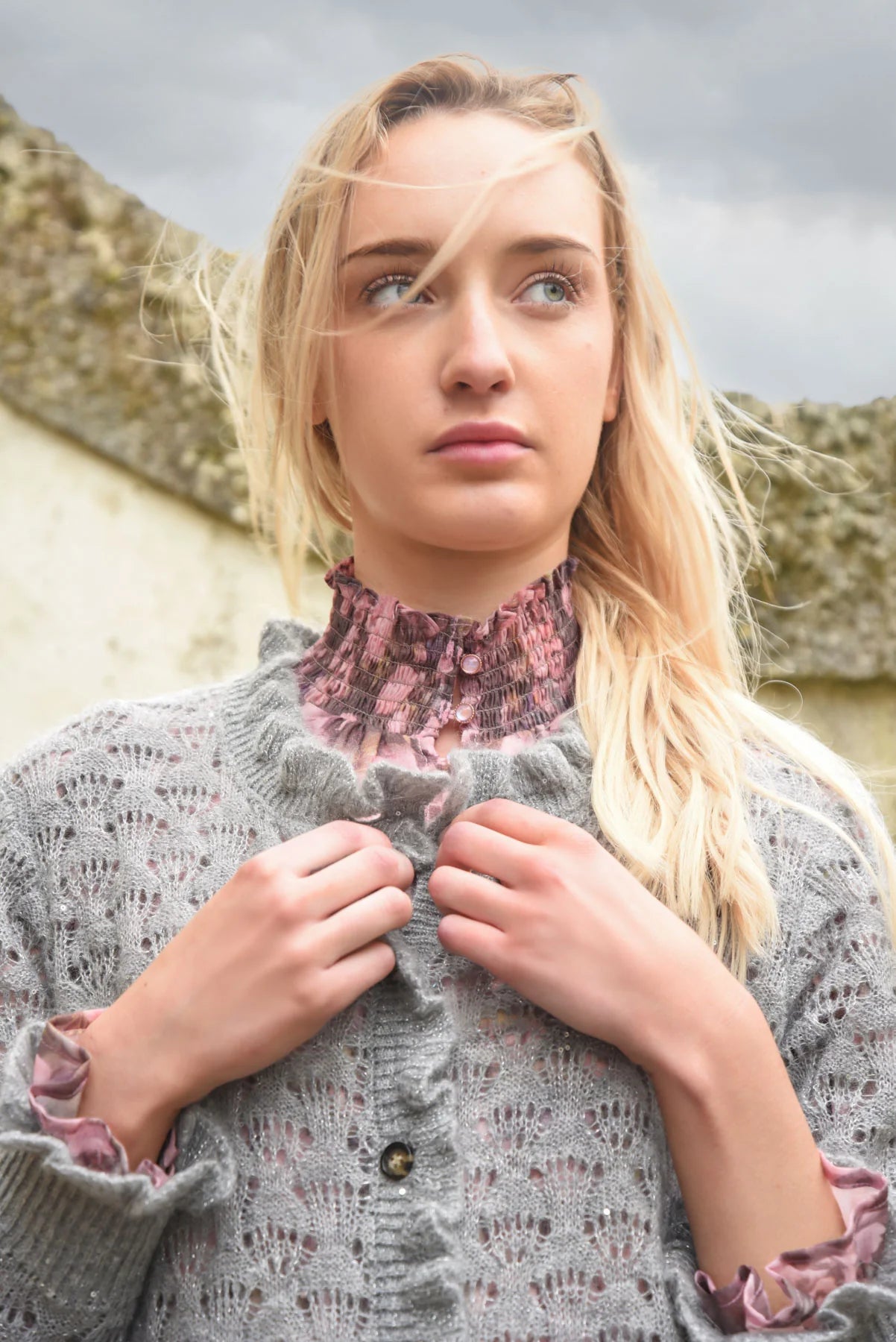 COOP - RUFFLE UP CARDIGAN - GREY
