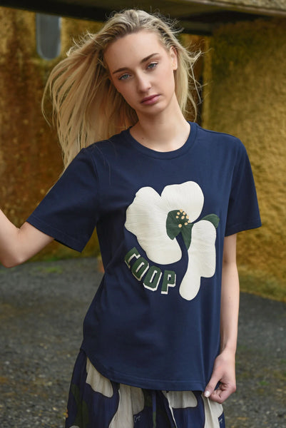 COOP - PETAL POP T-SHIRT - NAVY