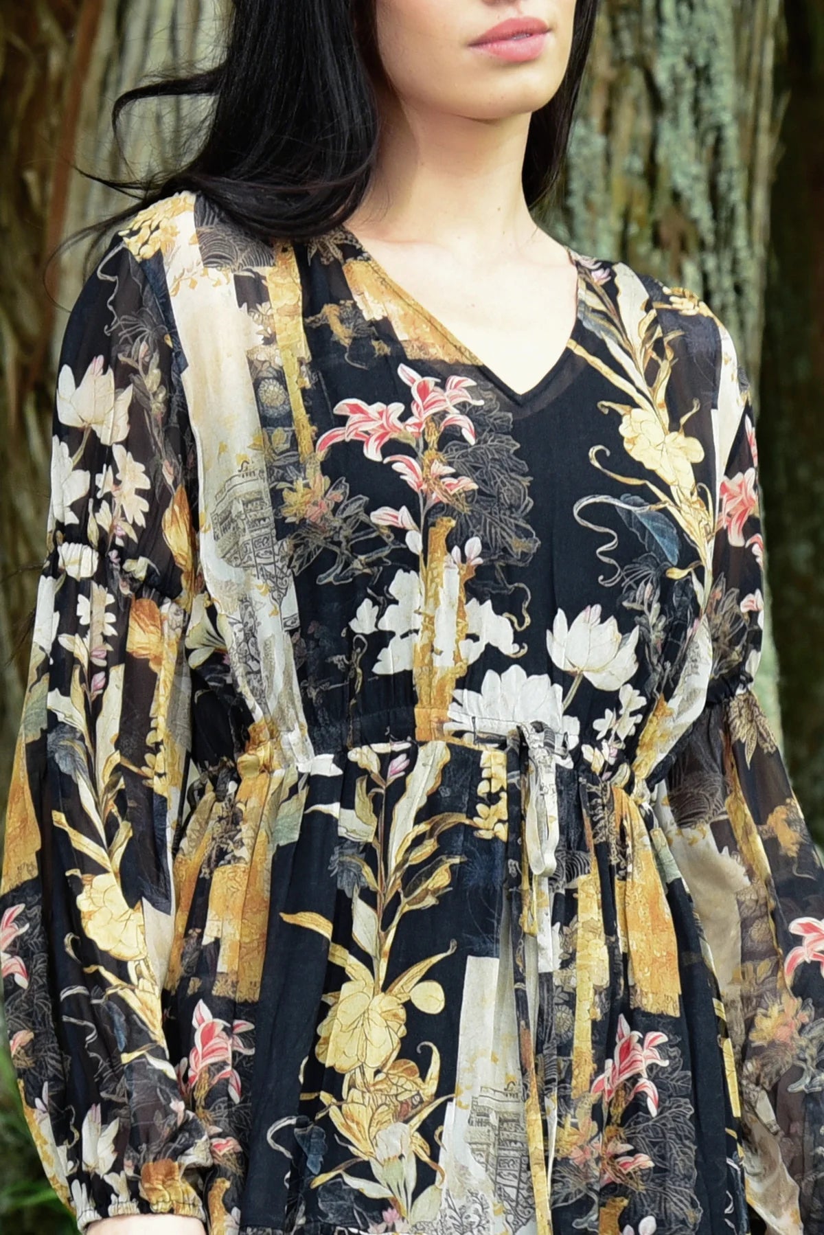 CURATE - ARTFUL ELEGANCE DRESS - BLACK/GOLD