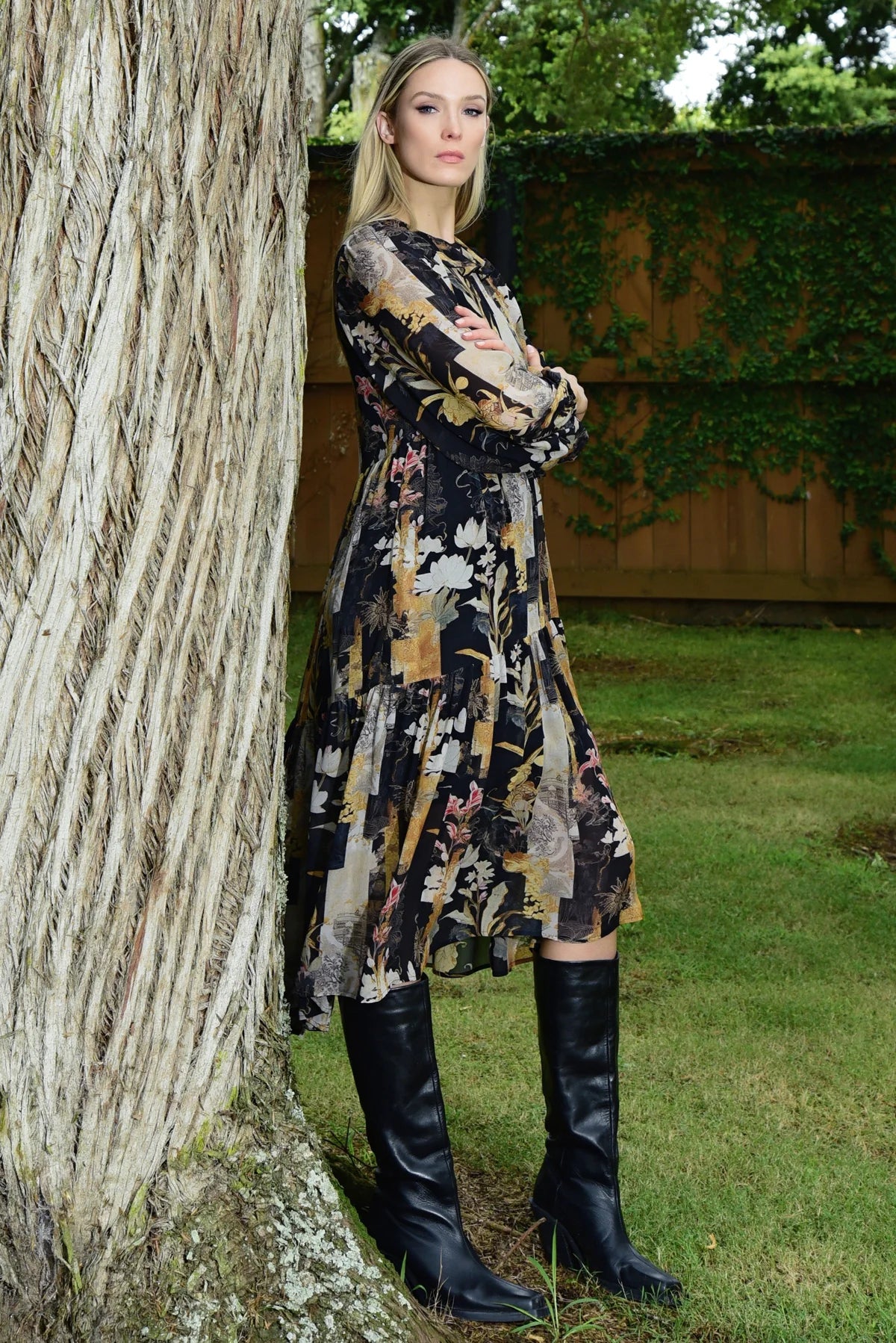 CURATE -FROCK STAR DRESS - BLACK/GOLD