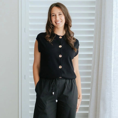MOKE - CAMILLA WOMENS SWEATER VEST - BLACK