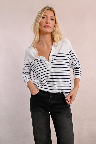 MOLLY BRAKEN - LADIES KNITTED SWEATER - WHITE/NAVY