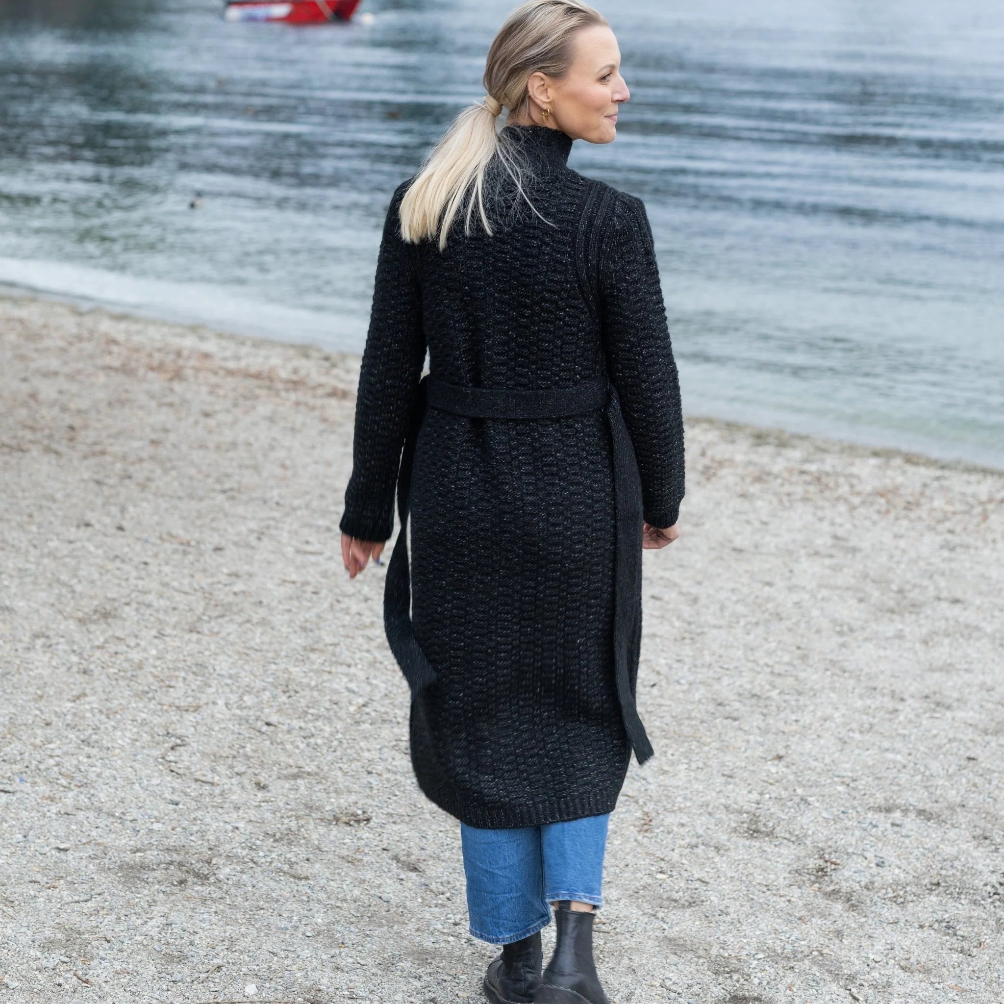 MOKE - NAOMI WOMEN'S LONG KNIT COAT - BLACK