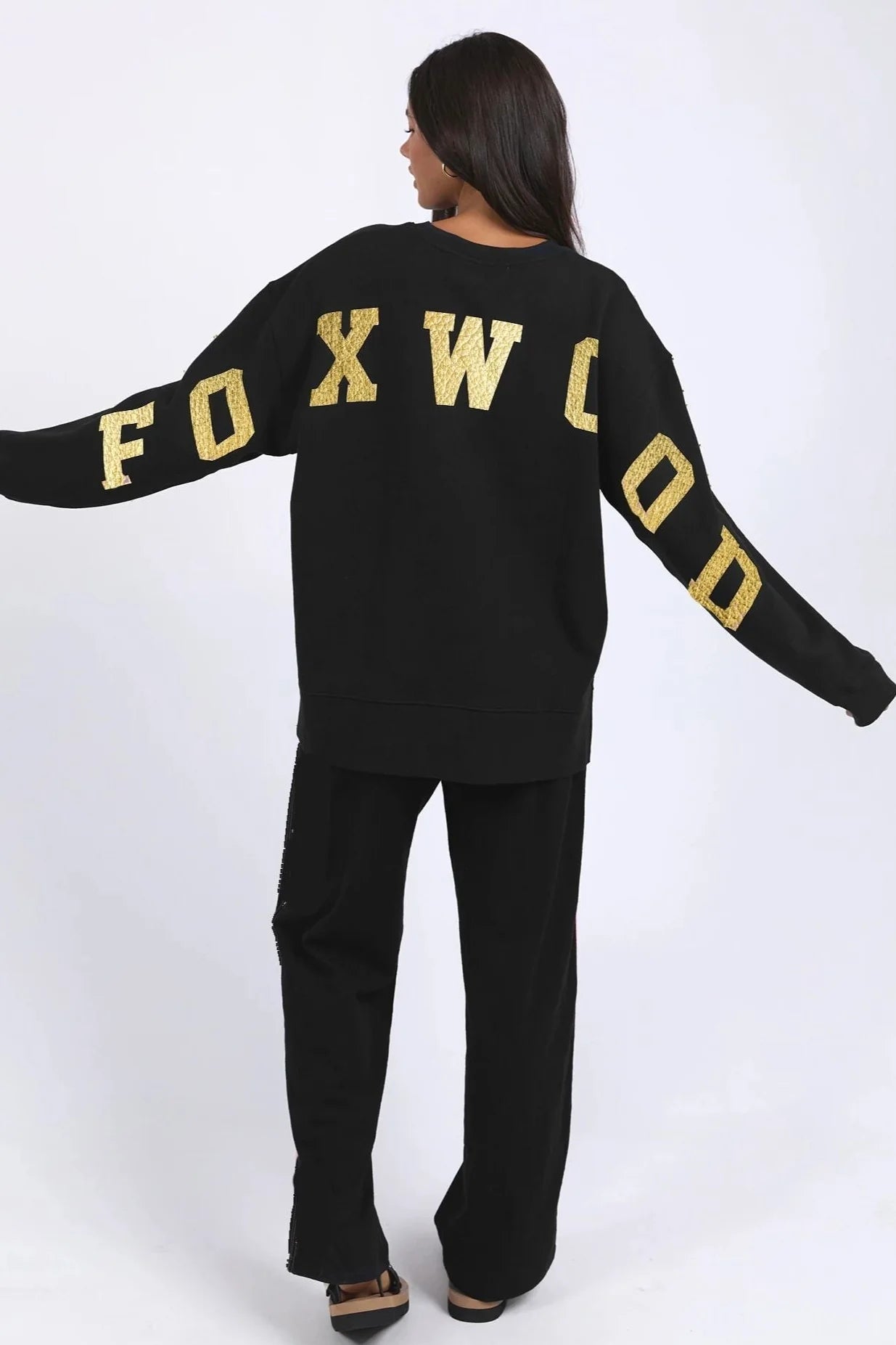 Foxwood - Interval Crew - BLACK w GOLD
