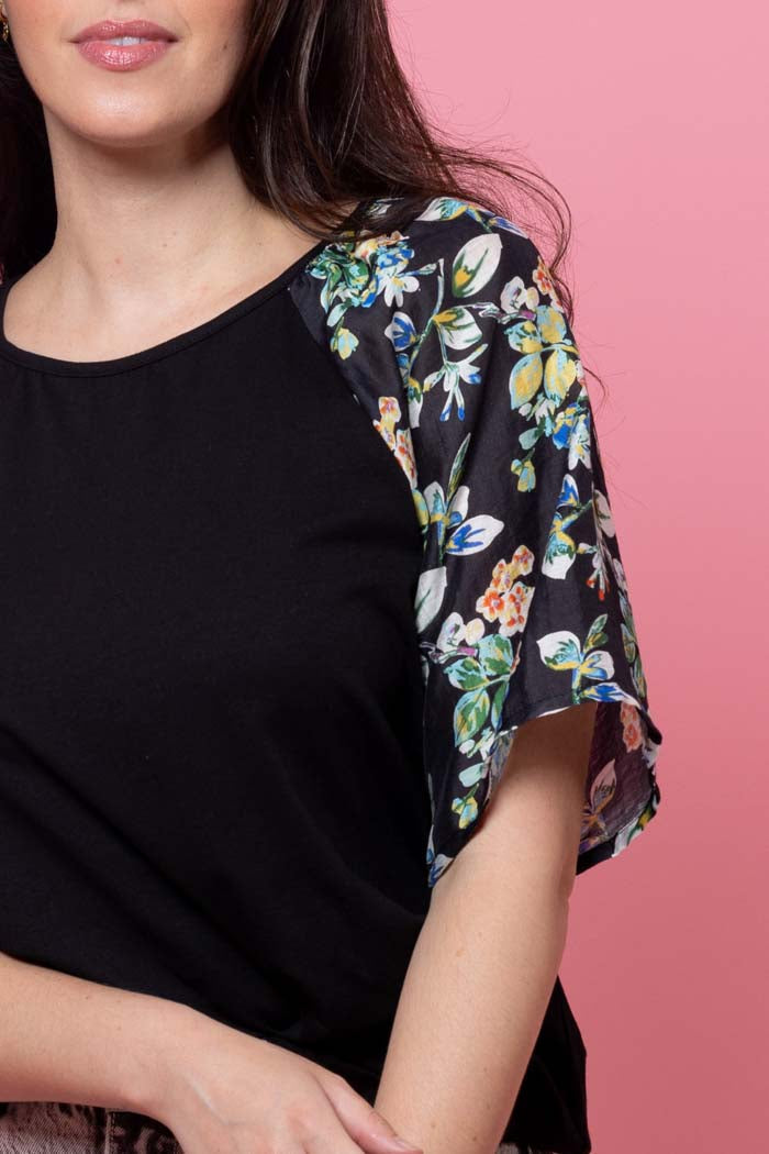 CHARLO - LEON T-SHIRT - BLACK FLORAL